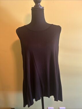 Cyrus Black Sleeveless Tank Top